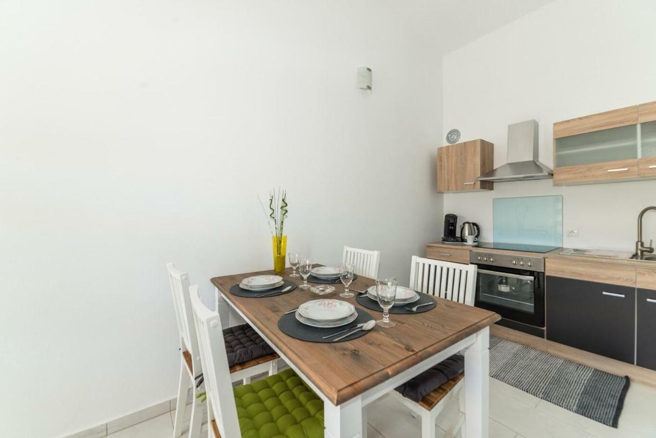 Apartments Vam Vir Exterior photo