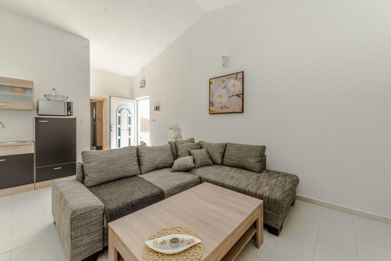 Apartments Vam Vir Exterior photo