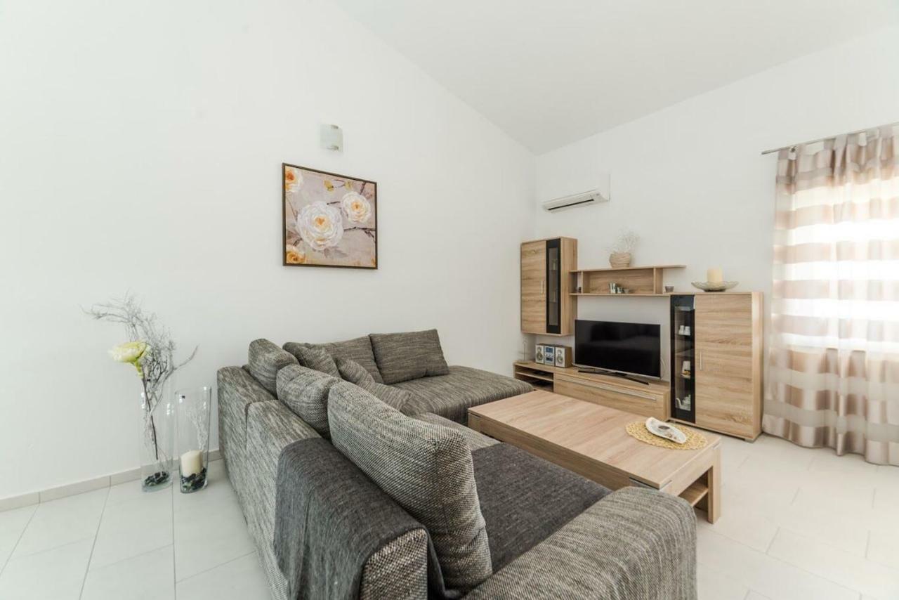 Apartments Vam Vir Exterior photo