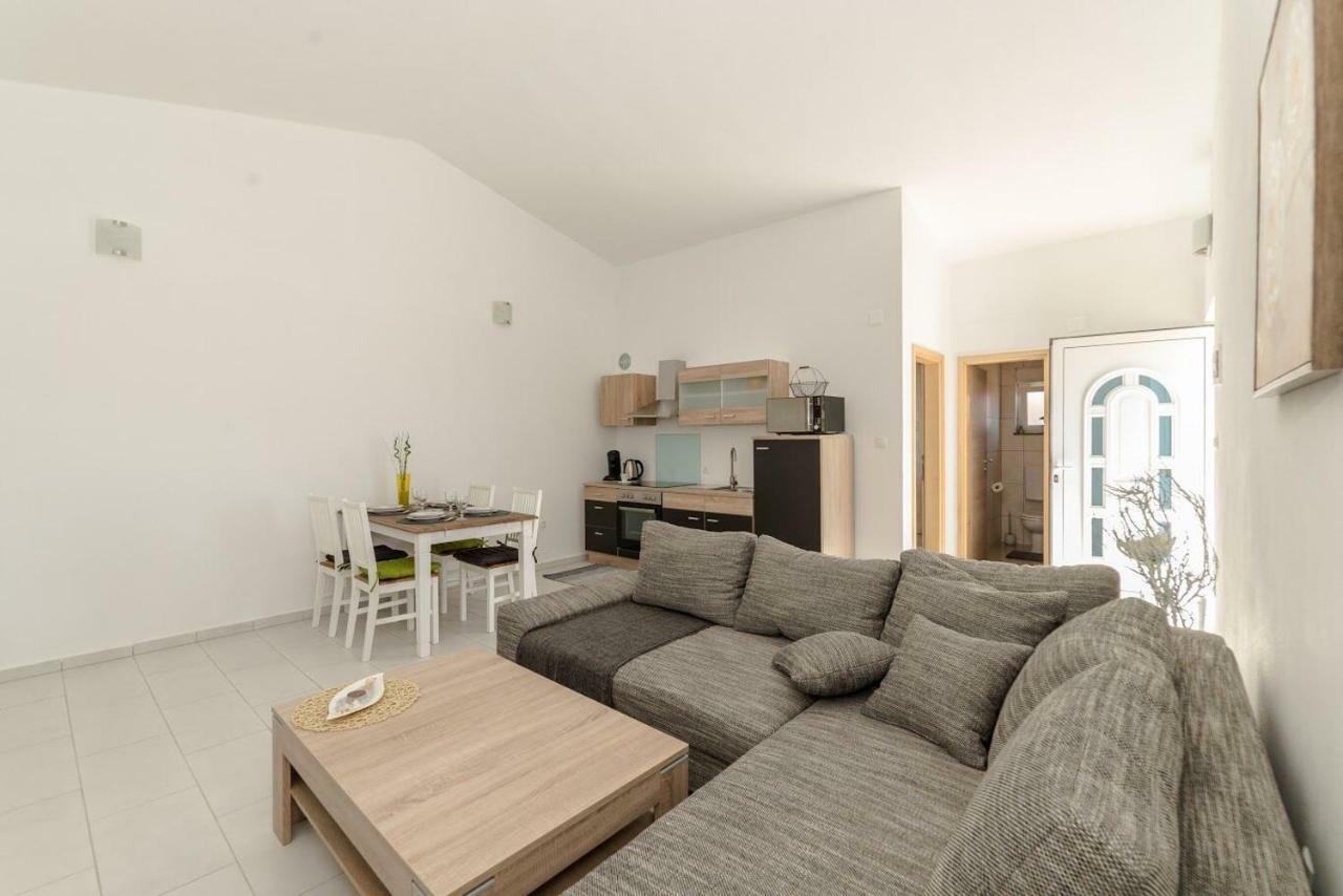 Apartments Vam Vir Exterior photo