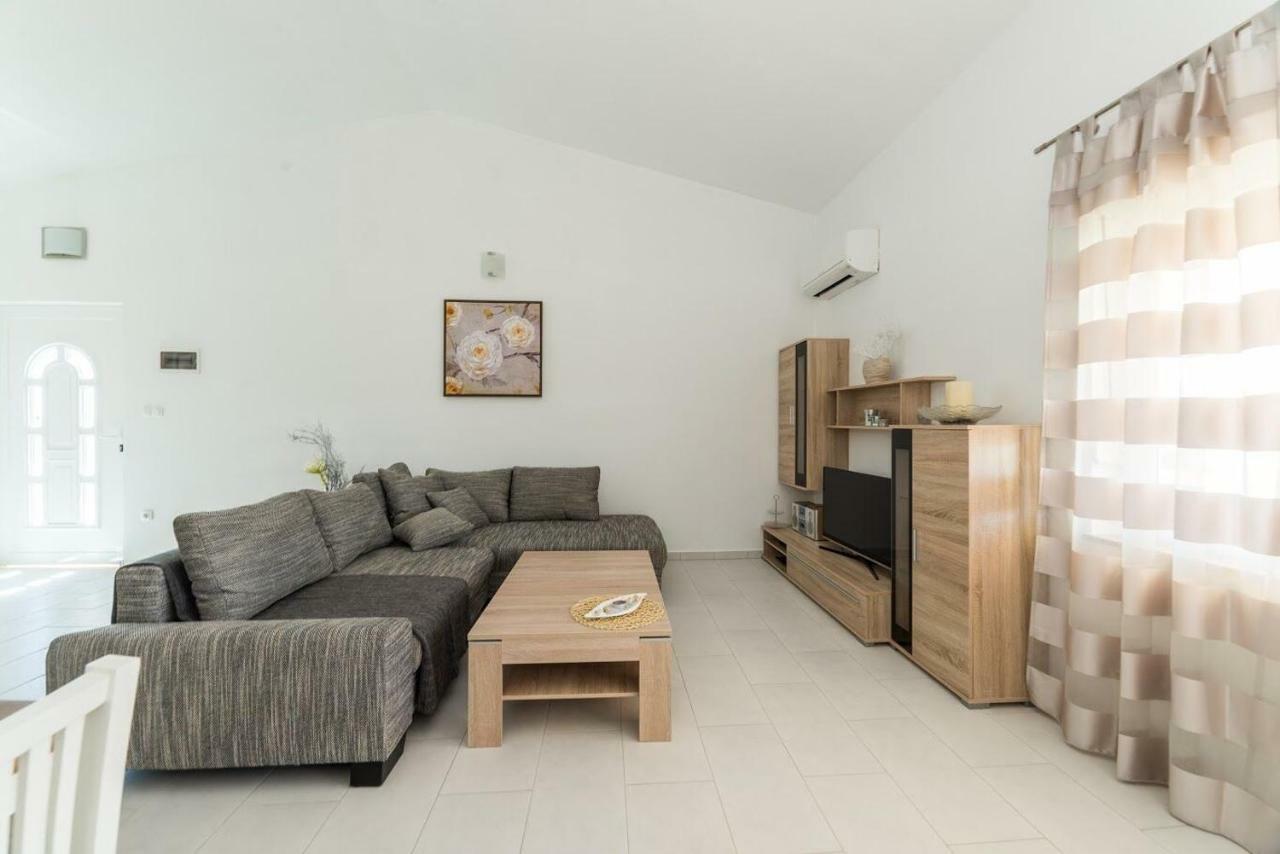 Apartments Vam Vir Exterior photo