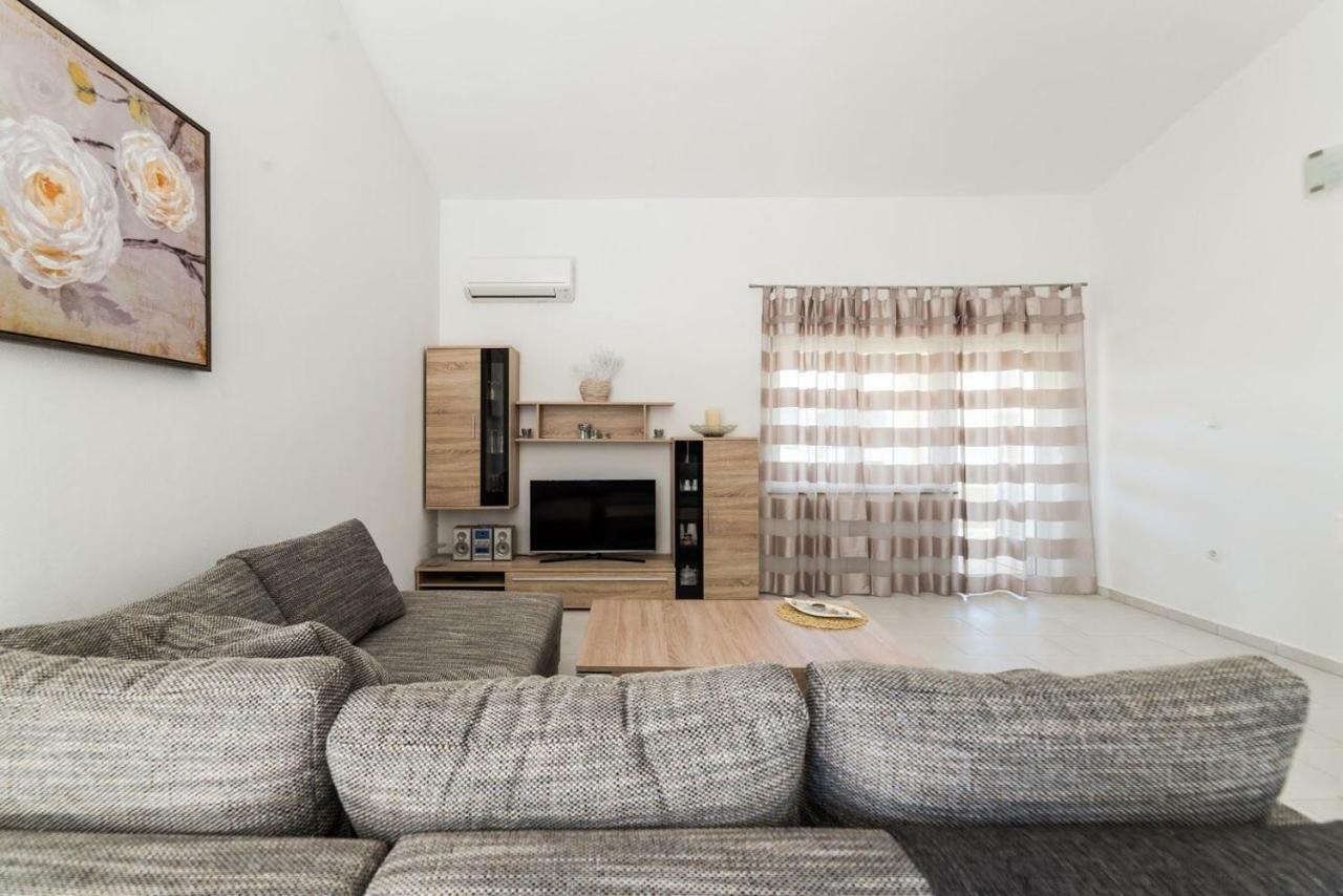 Apartments Vam Vir Exterior photo