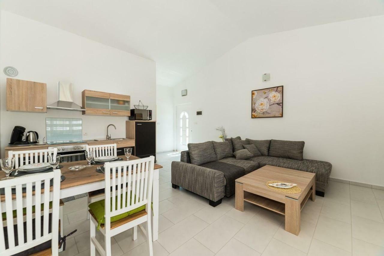 Apartments Vam Vir Exterior photo