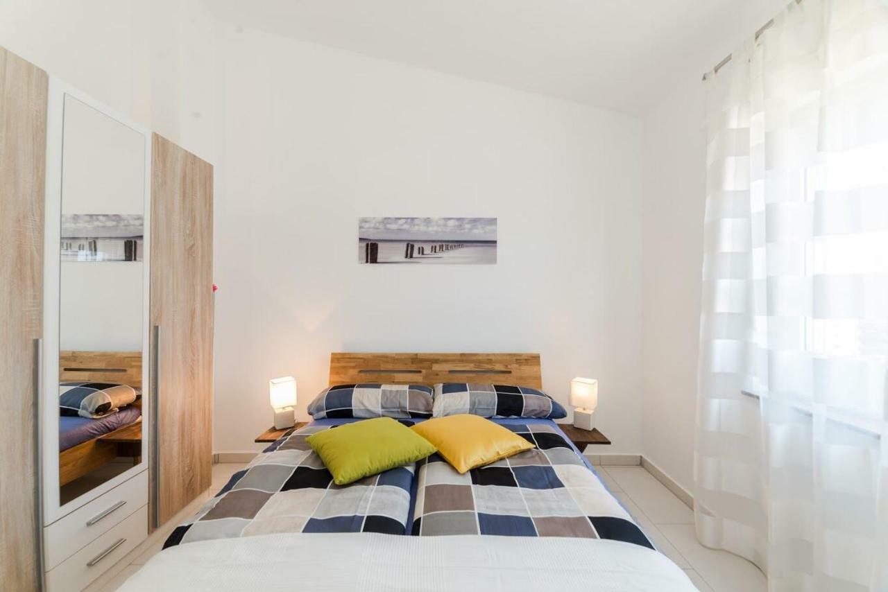 Apartments Vam Vir Exterior photo