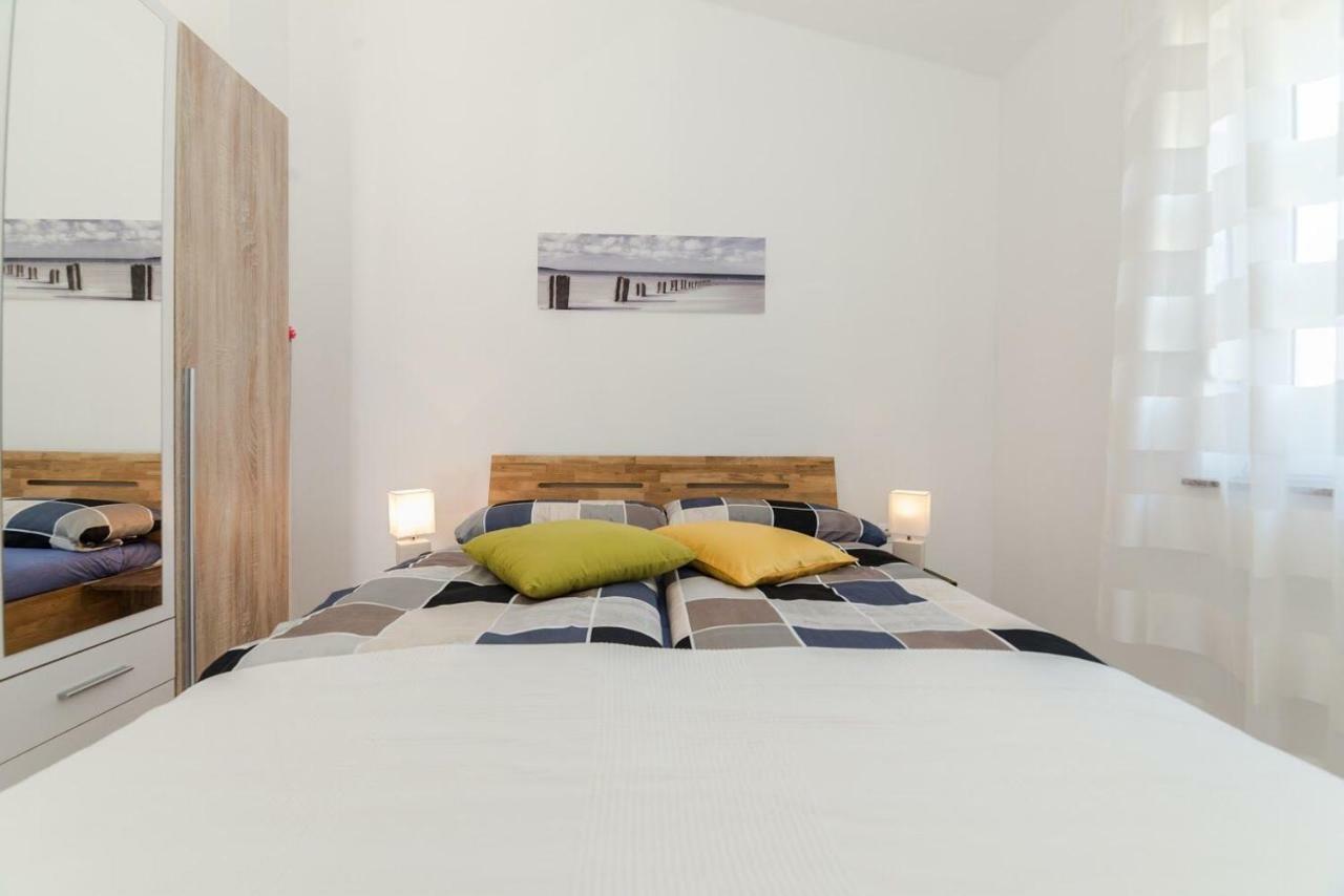 Apartments Vam Vir Exterior photo